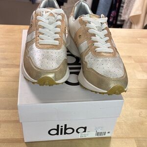 Diba Women's Metallic Gold and Silver Sneakers